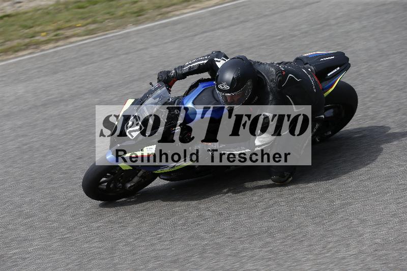 /10 20.04.2026  Pluess Moto Sport ADR/Freies Fahren/52